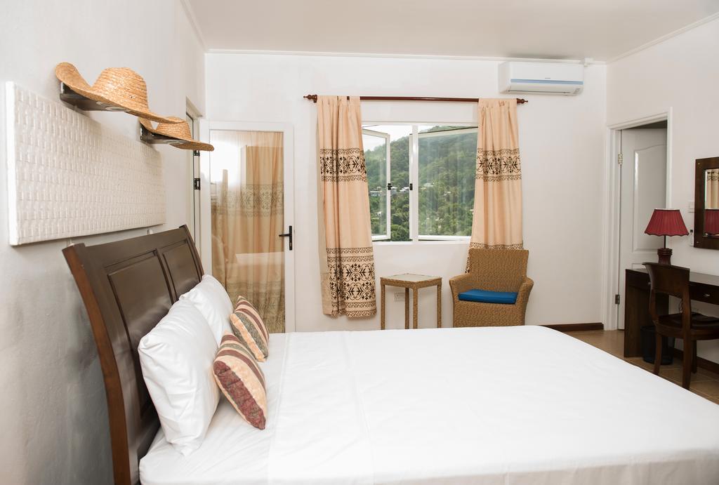 Villa Kayola - Self Catering Pointe La Rue Exterior photo